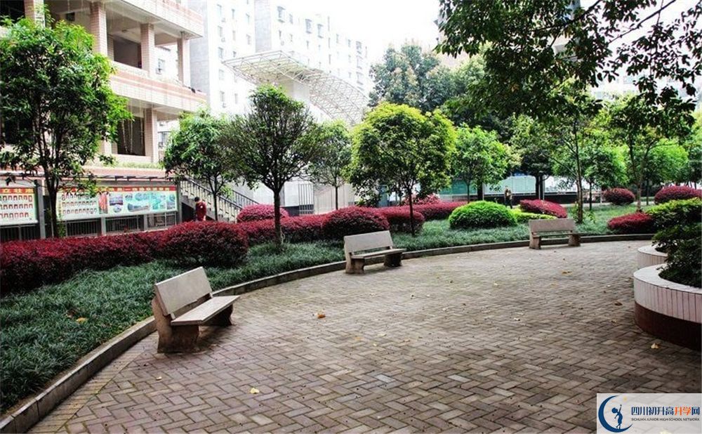 渠縣第二中學(xué)今年招生時間安排有什么變化？